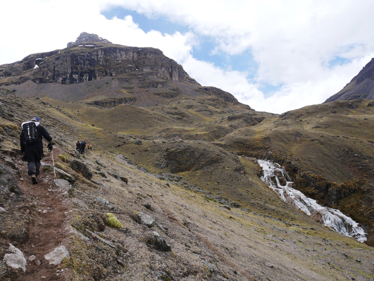 De nombreuses cascades sur la route