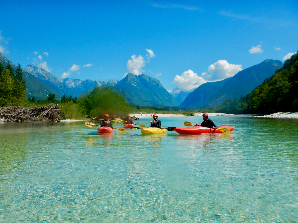 Kayak sur la rivière Soca